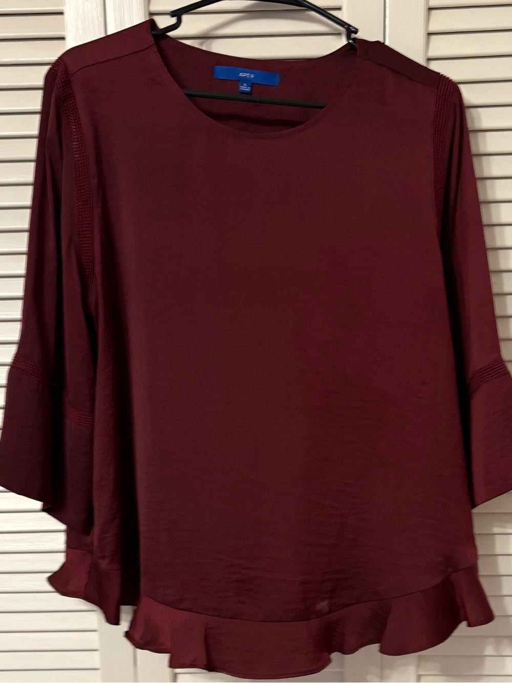 Apt. 9 Women’s Burgundy Ruffle-Hem Blouse - small stain